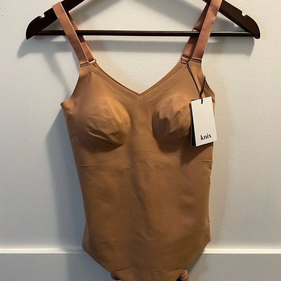 KNIX Shaper Bodysuit - Picture 1 of 4